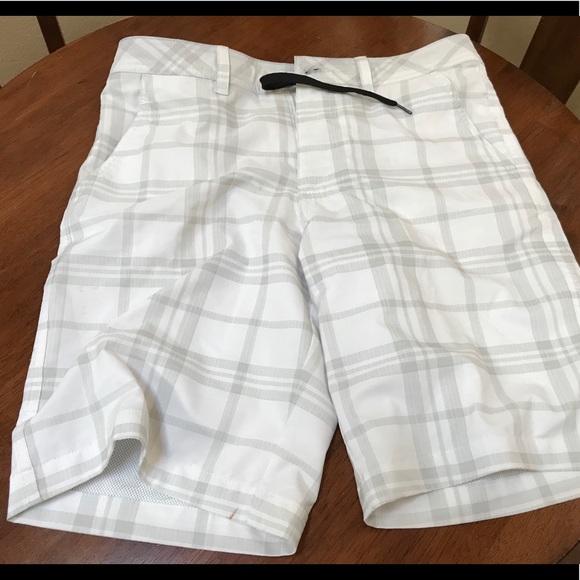 swimwear with tummy control